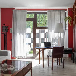 spazioso-appartamento-in-villa.it-lombardy.com/